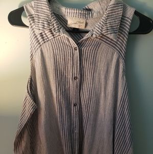 Oversized button up top